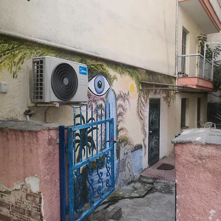 Budget Near Metro! * Salonicco