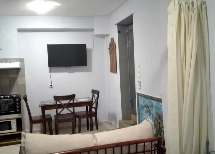 Budget Near Metro! Apartament