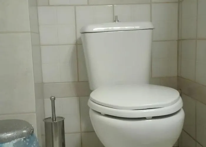 Budget Near Metro! Apartament *